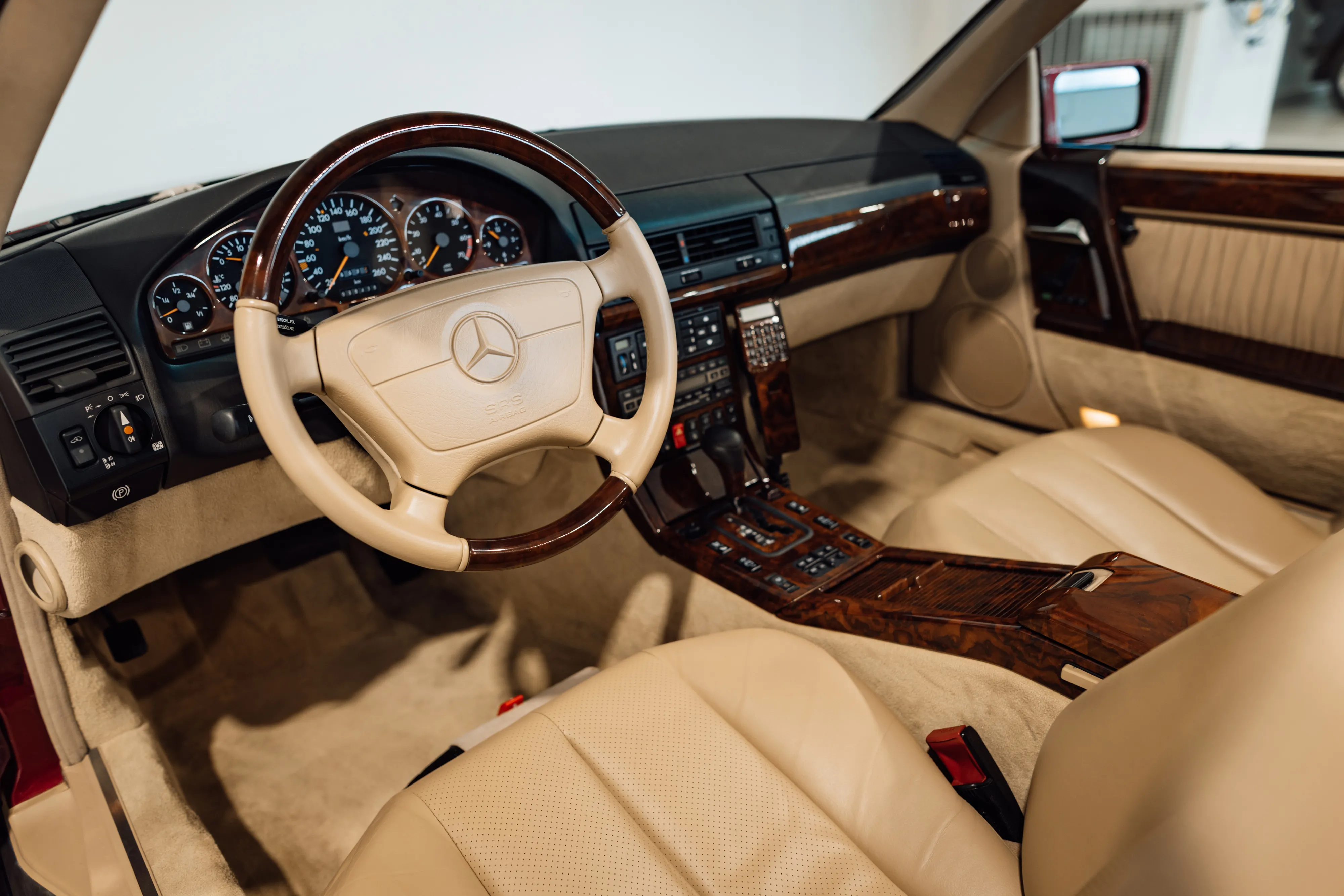 MB SL600